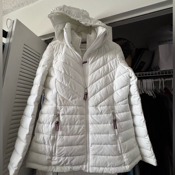 Tommy Hilfiger lightweight water resistant THFlex double zipper coat with hoodie - Picture 7 of 7